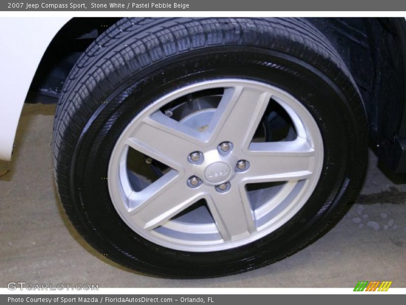 Stone White / Pastel Pebble Beige 2007 Jeep Compass Sport