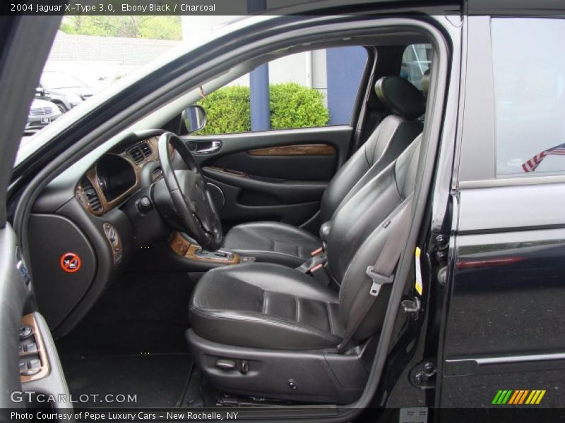 Ebony Black / Charcoal 2004 Jaguar X-Type 3.0