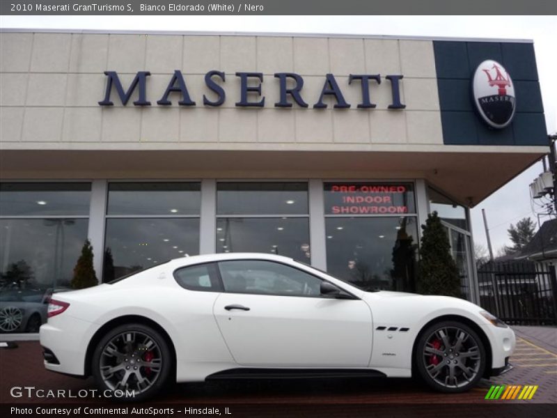 Bianco Eldorado (White) / Nero 2010 Maserati GranTurismo S