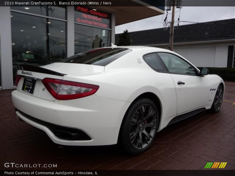 Bianco Eldorado (White) / Nero 2010 Maserati GranTurismo S