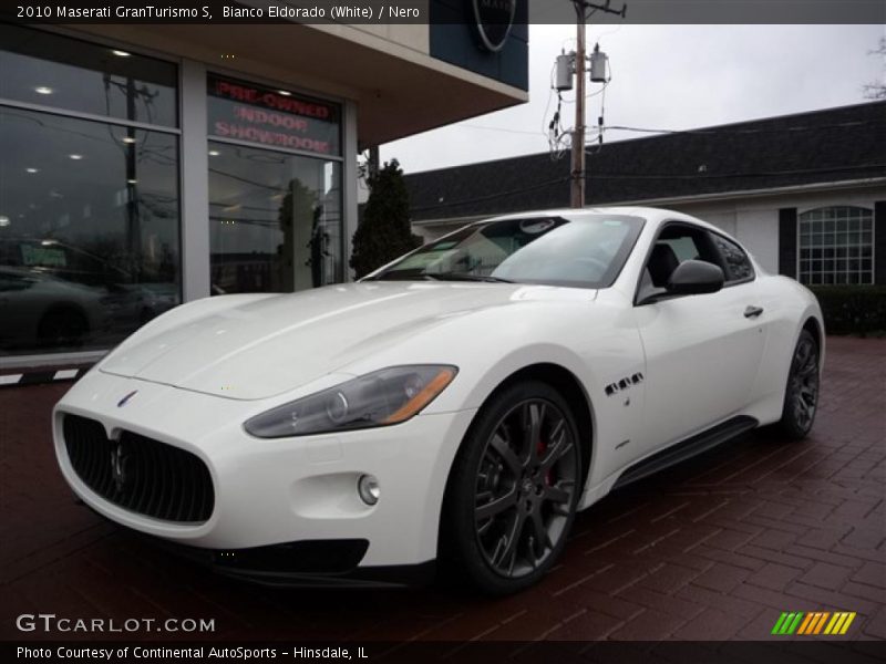 Bianco Eldorado (White) / Nero 2010 Maserati GranTurismo S