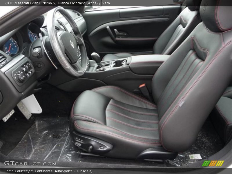 Bianco Eldorado (White) / Nero 2010 Maserati GranTurismo S