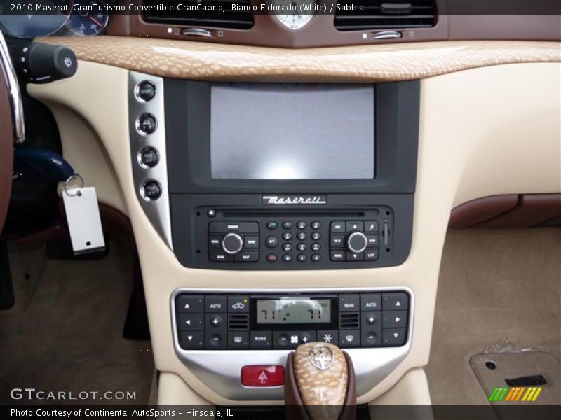 Bianco Eldorado (White) / Sabbia 2010 Maserati GranTurismo Convertible GranCabrio