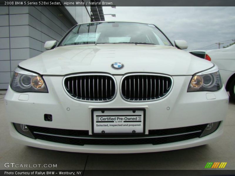 Alpine White / Natural Brown 2008 BMW 5 Series 528xi Sedan