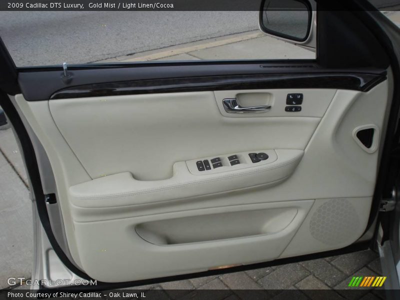 Gold Mist / Light Linen/Cocoa 2009 Cadillac DTS Luxury