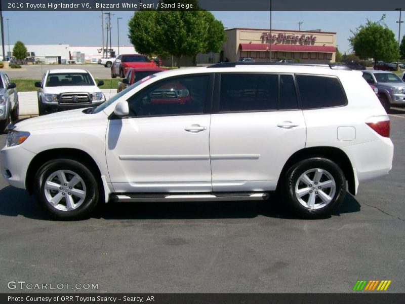 Blizzard White Pearl / Sand Beige 2010 Toyota Highlander V6