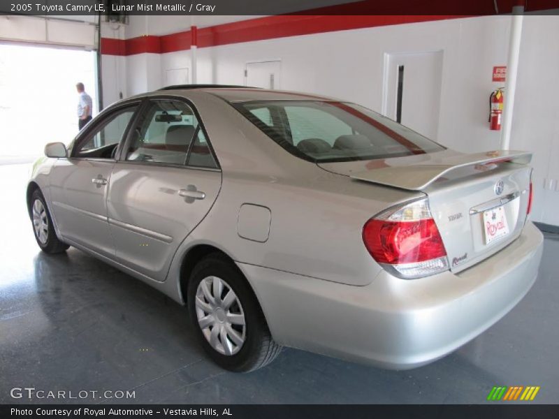 Lunar Mist Metallic / Gray 2005 Toyota Camry LE