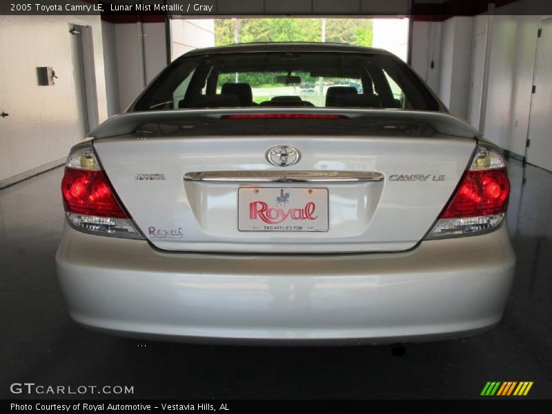 Lunar Mist Metallic / Gray 2005 Toyota Camry LE