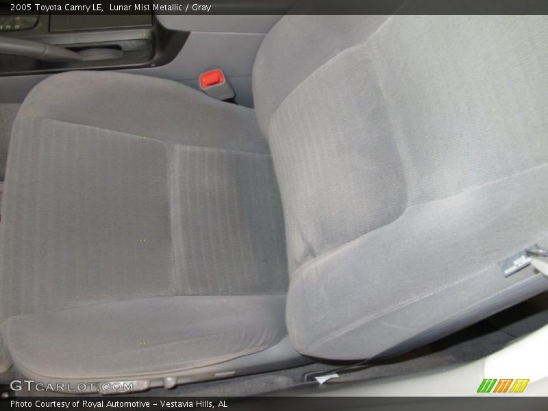 Lunar Mist Metallic / Gray 2005 Toyota Camry LE