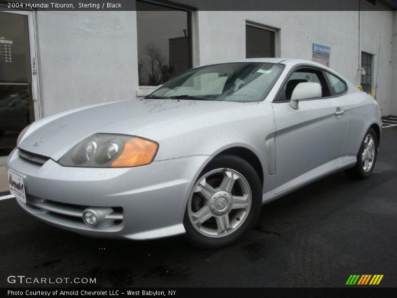 Sterling / Black 2004 Hyundai Tiburon