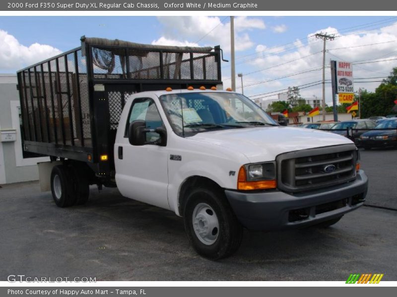 Oxford White / Medium Graphite 2000 Ford F350 Super Duty XL Regular Cab Chassis