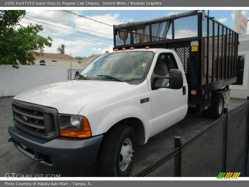 Oxford White / Medium Graphite 2000 Ford F350 Super Duty XL Regular Cab Chassis