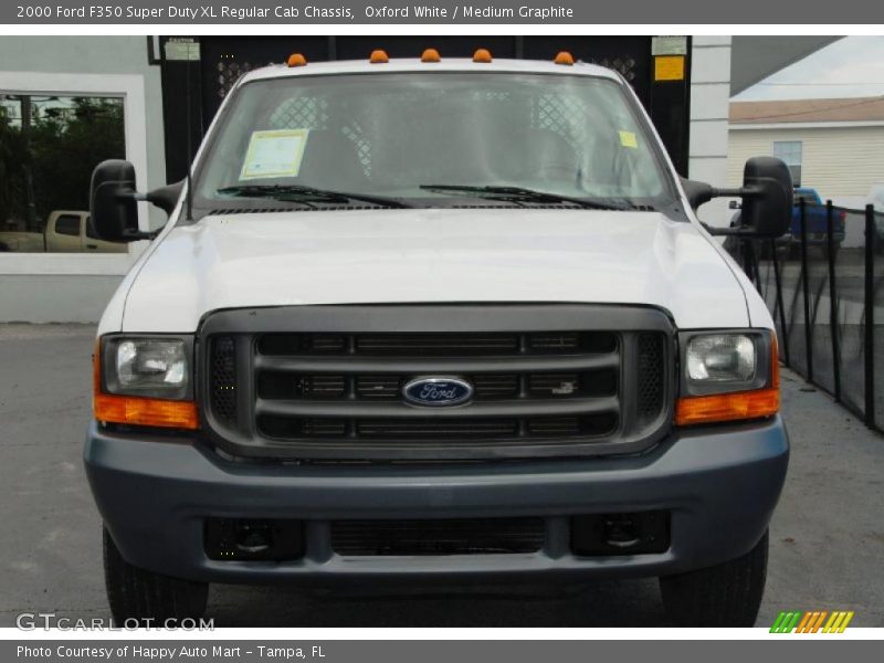 Oxford White / Medium Graphite 2000 Ford F350 Super Duty XL Regular Cab Chassis