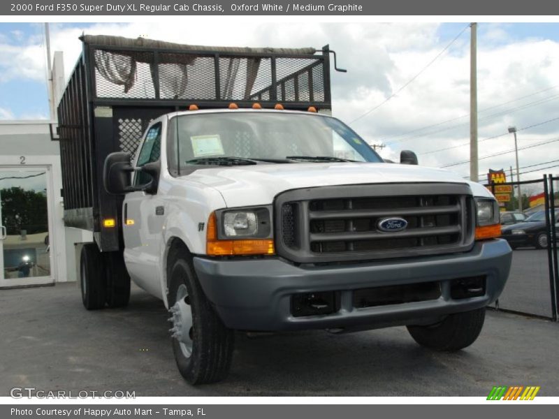 Oxford White / Medium Graphite 2000 Ford F350 Super Duty XL Regular Cab Chassis