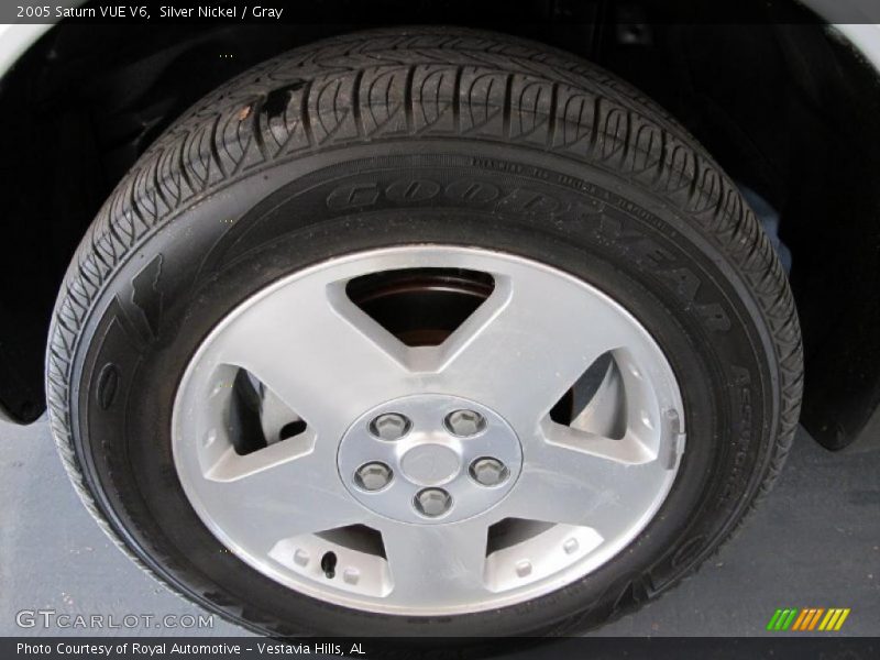 Silver Nickel / Gray 2005 Saturn VUE V6