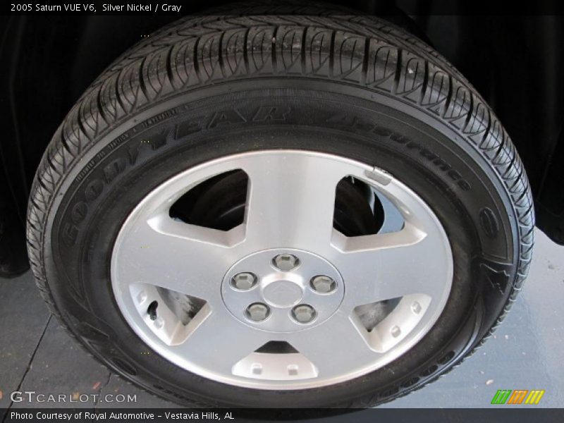 Silver Nickel / Gray 2005 Saturn VUE V6