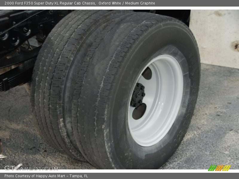 Oxford White / Medium Graphite 2000 Ford F350 Super Duty XL Regular Cab Chassis