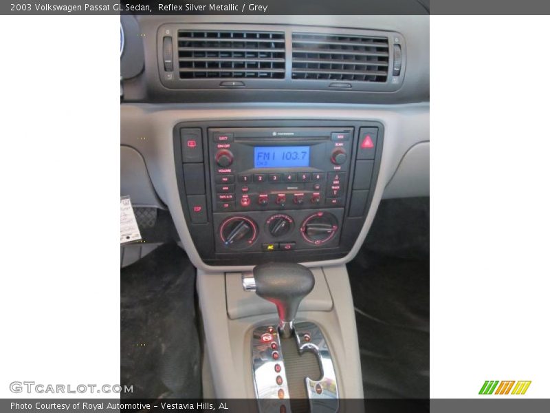 Reflex Silver Metallic / Grey 2003 Volkswagen Passat GL Sedan