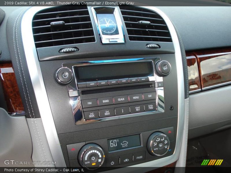 Thunder Gray ChromaFlair / Ebony/Light Gray 2009 Cadillac SRX 4 V8 AWD
