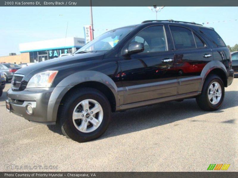 Ebony Black / Gray 2003 Kia Sorento EX