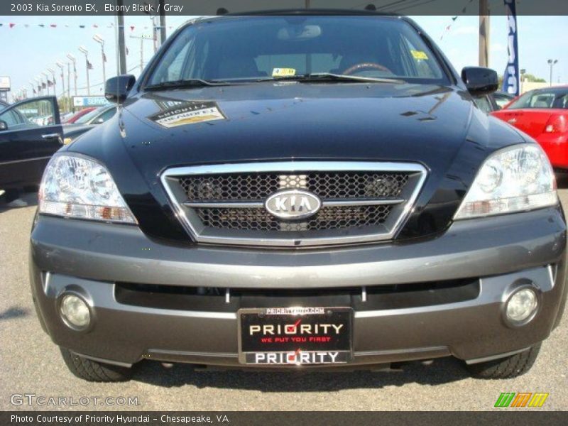 Ebony Black / Gray 2003 Kia Sorento EX