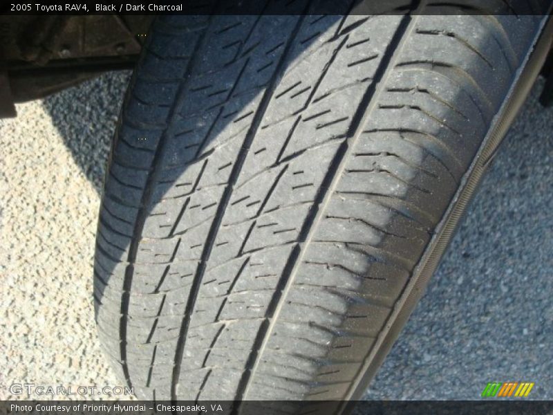 Black / Dark Charcoal 2005 Toyota RAV4