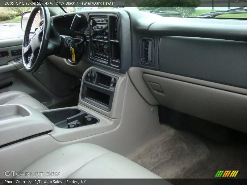 Onyx Black / Pewter/Dark Pewter 2005 GMC Yukon SLT 4x4