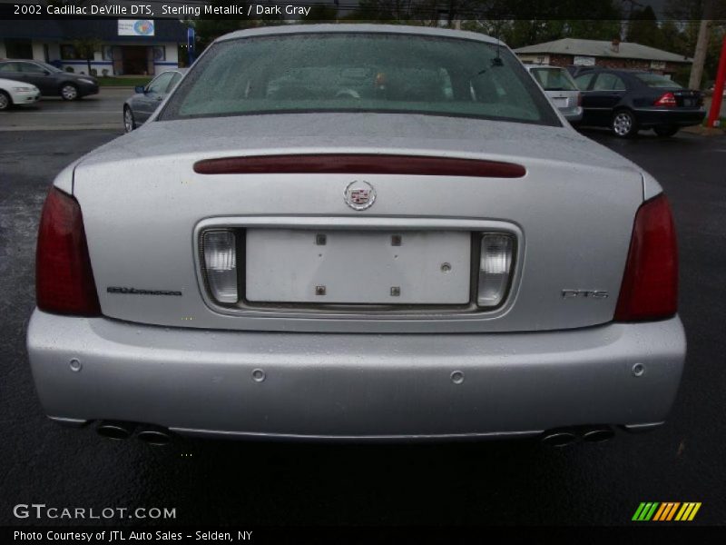 Sterling Metallic / Dark Gray 2002 Cadillac DeVille DTS