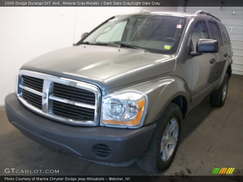Mineral Gray Metallic / Dark Slate Gray/Light Slate Gray 2006 Dodge Durango SXT 4x4