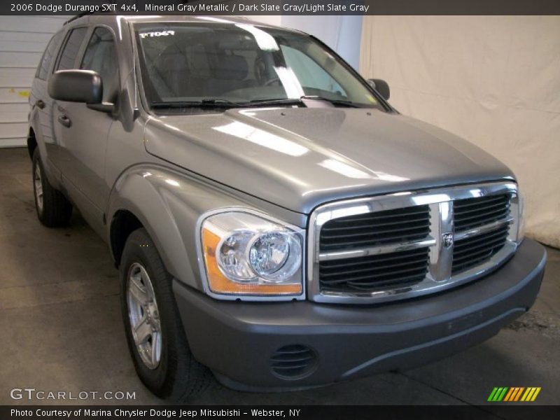 Mineral Gray Metallic / Dark Slate Gray/Light Slate Gray 2006 Dodge Durango SXT 4x4