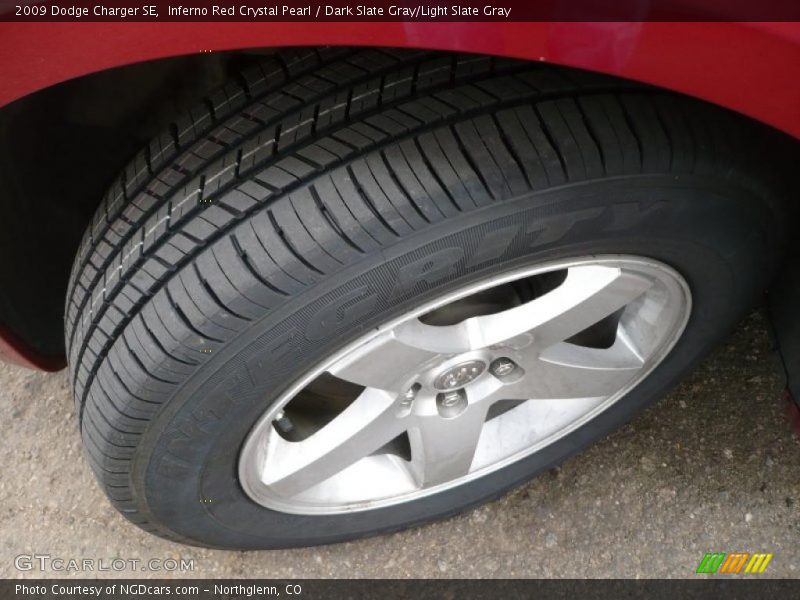 Inferno Red Crystal Pearl / Dark Slate Gray/Light Slate Gray 2009 Dodge Charger SE