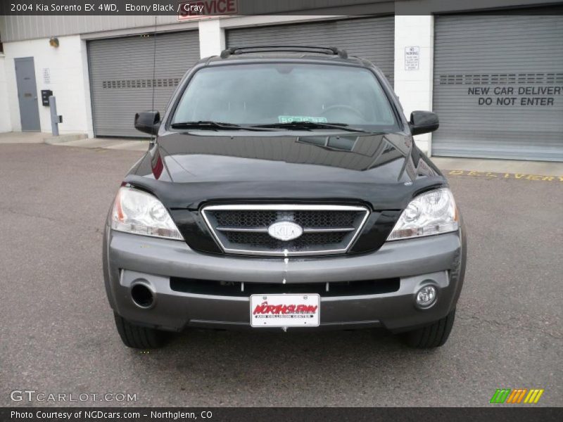 Ebony Black / Gray 2004 Kia Sorento EX 4WD