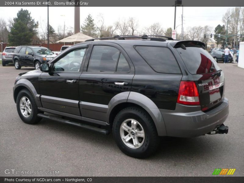 Ebony Black / Gray 2004 Kia Sorento EX 4WD