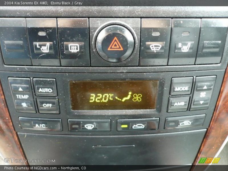 Ebony Black / Gray 2004 Kia Sorento EX 4WD