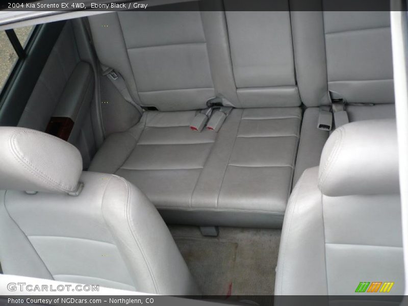 Ebony Black / Gray 2004 Kia Sorento EX 4WD