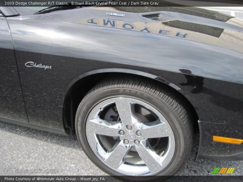 Brilliant Black Crystal Pearl Coat / Dark Slate Gray 2009 Dodge Challenger R/T Classic