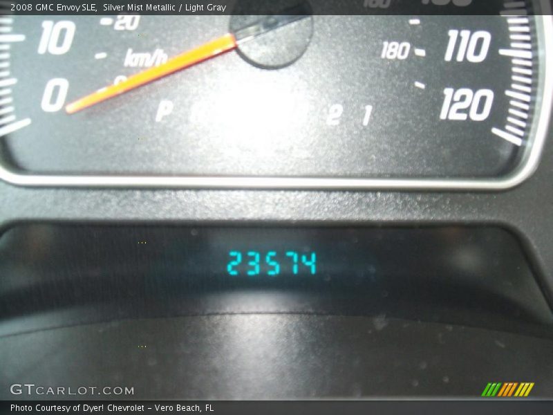 Silver Mist Metallic / Light Gray 2008 GMC Envoy SLE