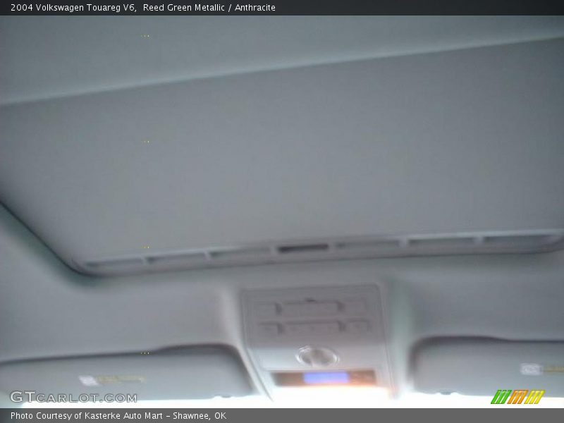 Reed Green Metallic / Anthracite 2004 Volkswagen Touareg V6