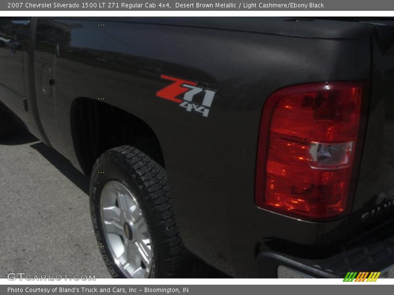 Desert Brown Metallic / Light Cashmere/Ebony Black 2007 Chevrolet Silverado 1500 LT Z71 Regular Cab 4x4