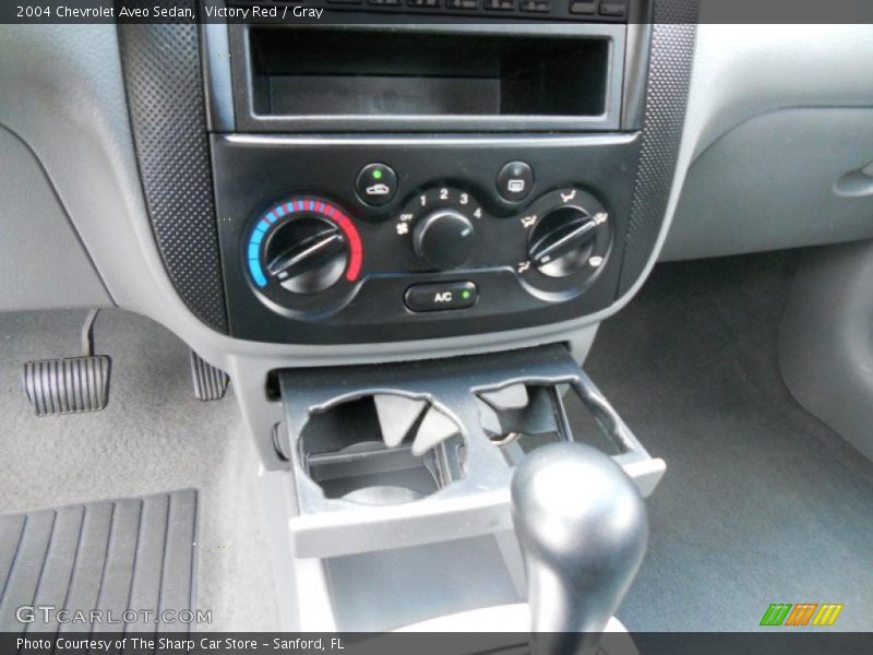 Victory Red / Gray 2004 Chevrolet Aveo Sedan