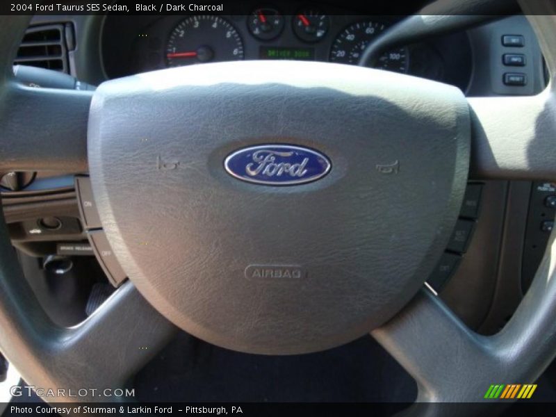 Black / Dark Charcoal 2004 Ford Taurus SES Sedan