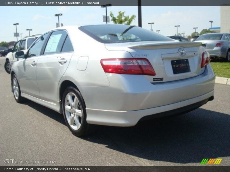 Classic Silver Metallic / Charcoal 2009 Toyota Camry SE