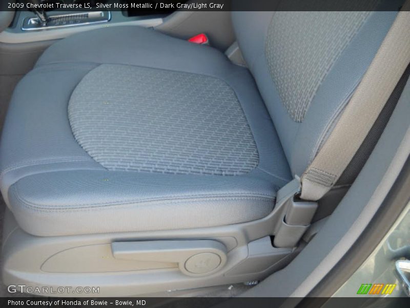 Silver Moss Metallic / Dark Gray/Light Gray 2009 Chevrolet Traverse LS