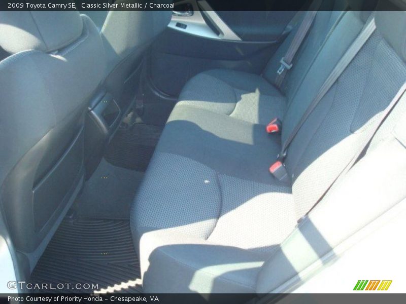 Classic Silver Metallic / Charcoal 2009 Toyota Camry SE