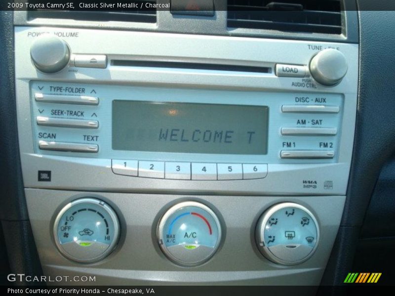 Classic Silver Metallic / Charcoal 2009 Toyota Camry SE
