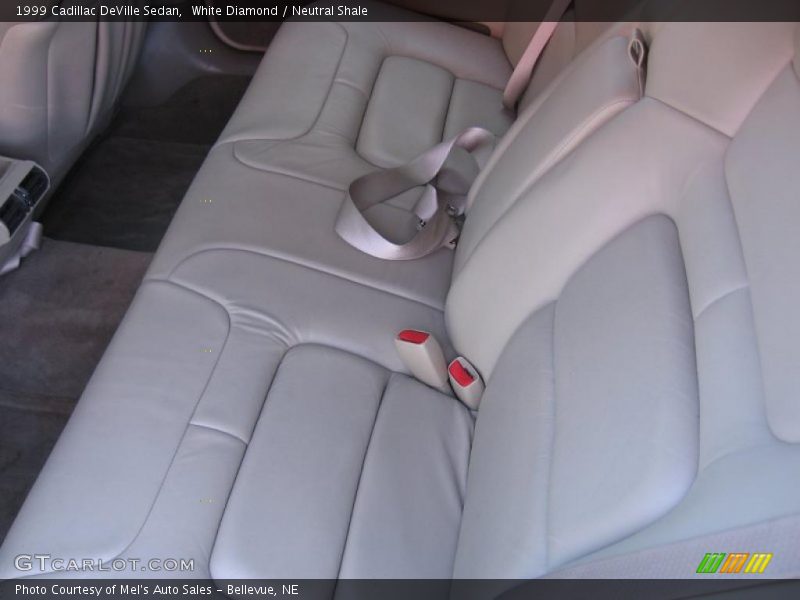 White Diamond / Neutral Shale 1999 Cadillac DeVille Sedan
