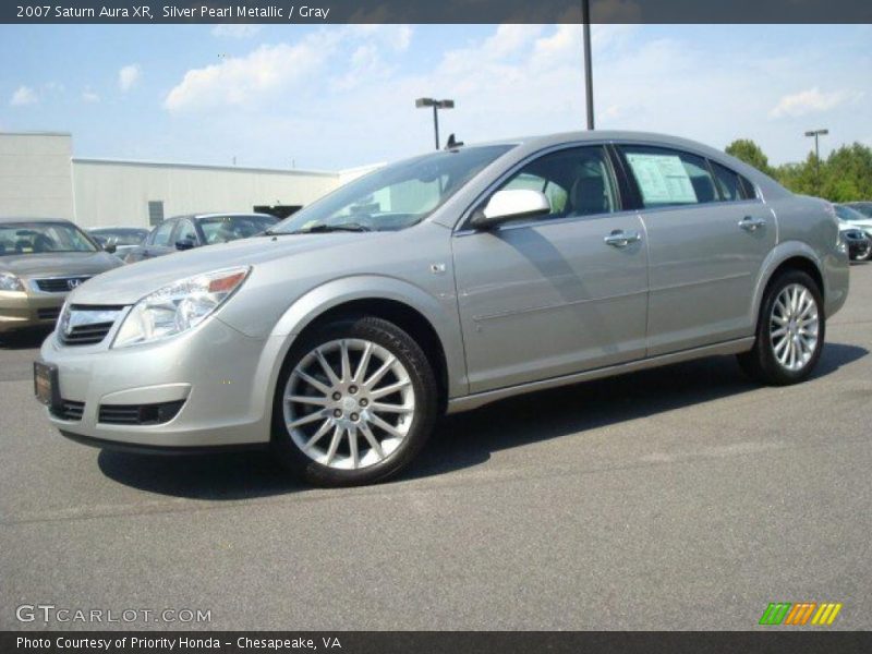 Silver Pearl Metallic / Gray 2007 Saturn Aura XR