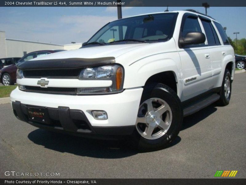 Summit White / Medium Pewter 2004 Chevrolet TrailBlazer LS 4x4