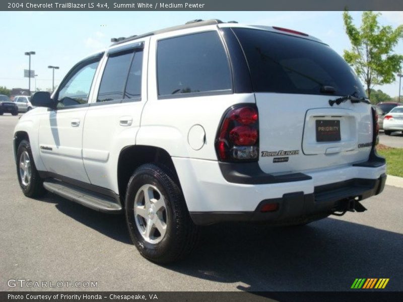 Summit White / Medium Pewter 2004 Chevrolet TrailBlazer LS 4x4
