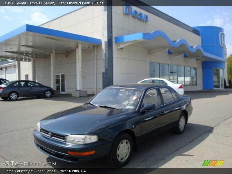 Dark Emerald Pearl / Beige 1994 Toyota Camry LE Sedan
